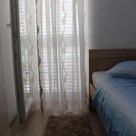 Agata Apartament *